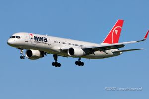 Northwest-Airlines-N544US